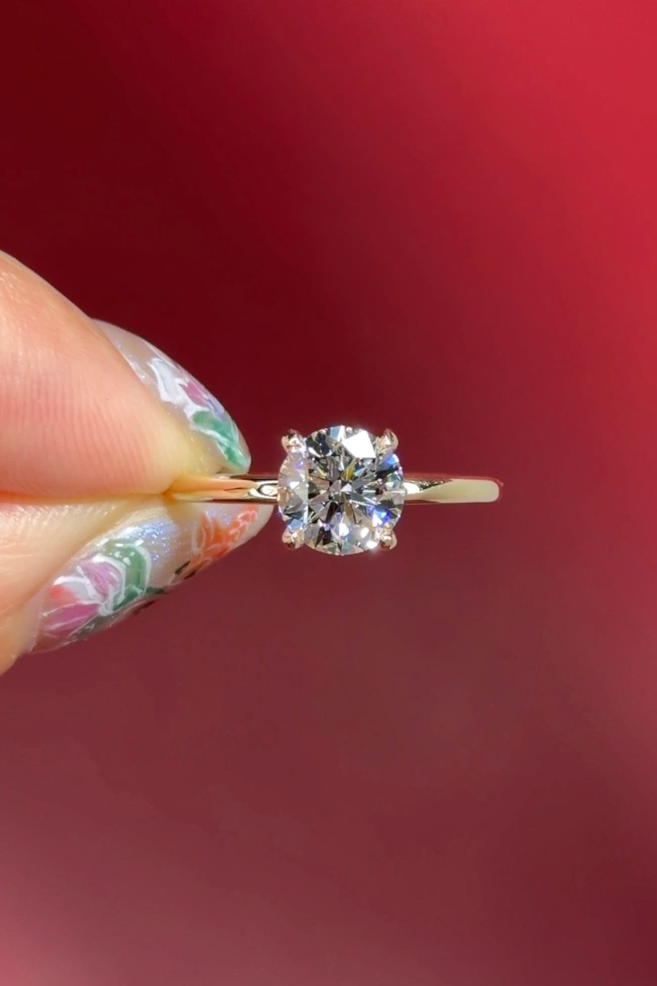 1.23ct D-VS1 Round Lab Diamond Juliette