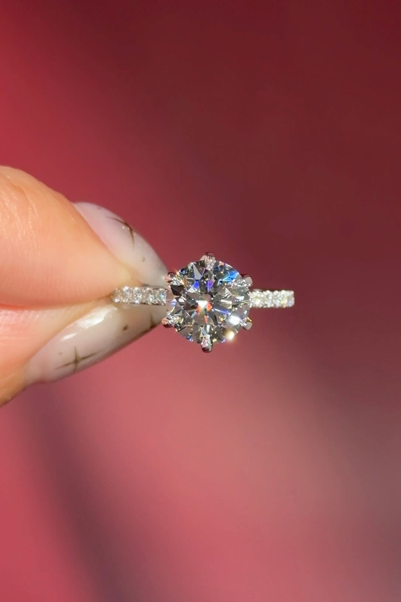 2.08ct D-VS1 Round Lab Diamond Samantha