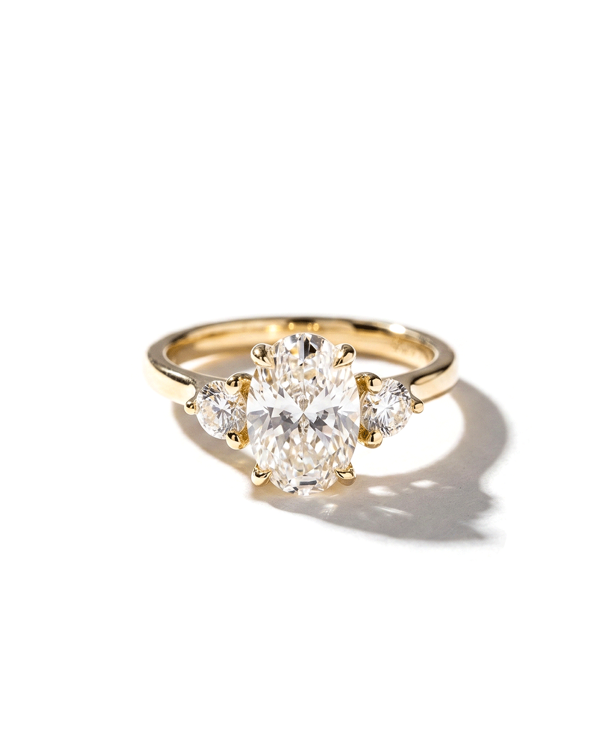 2.01ct E-VS1 Oval Lab Diamond Meghan