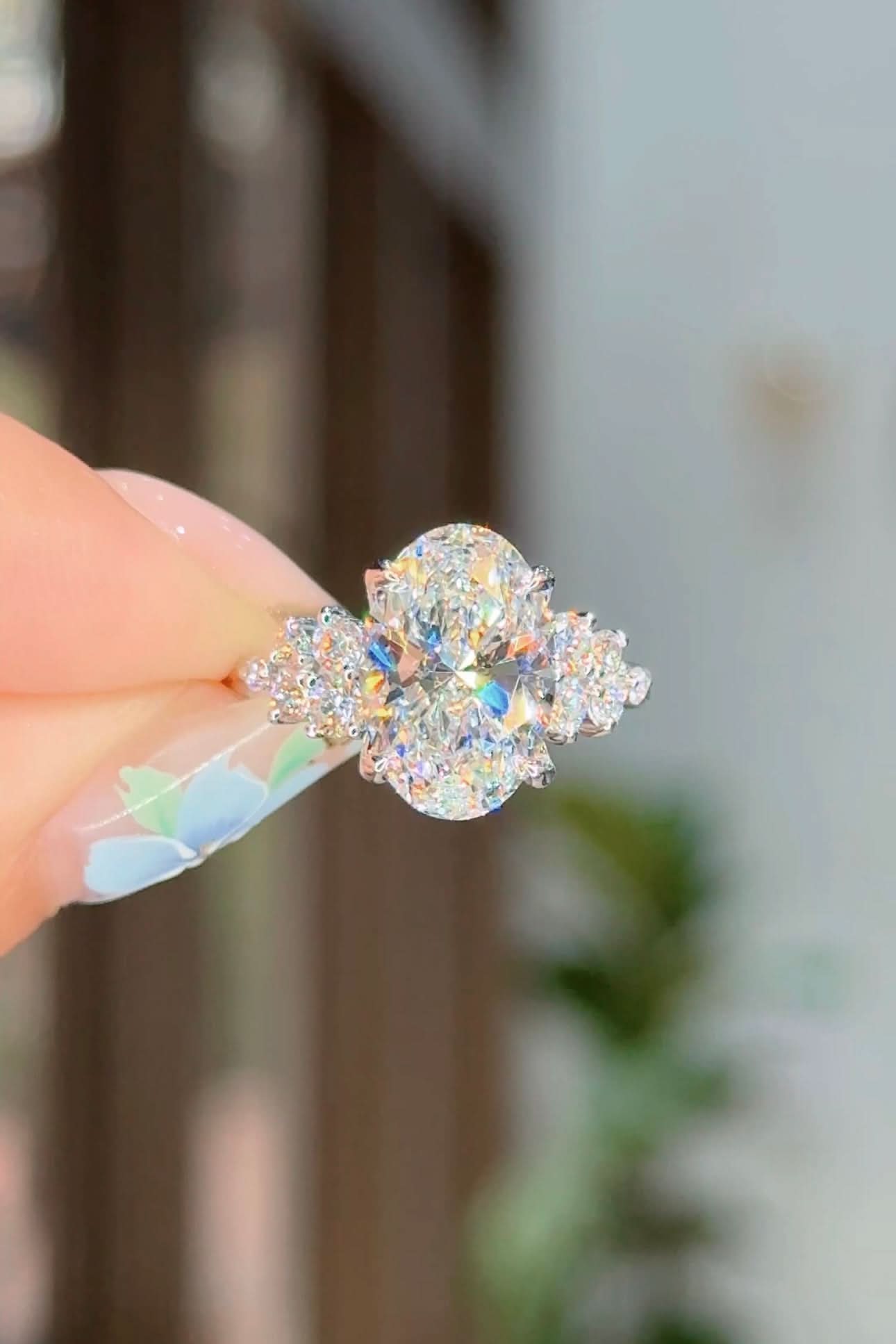 3.58ct D-VS1 Oval Lab Diamond Supernova