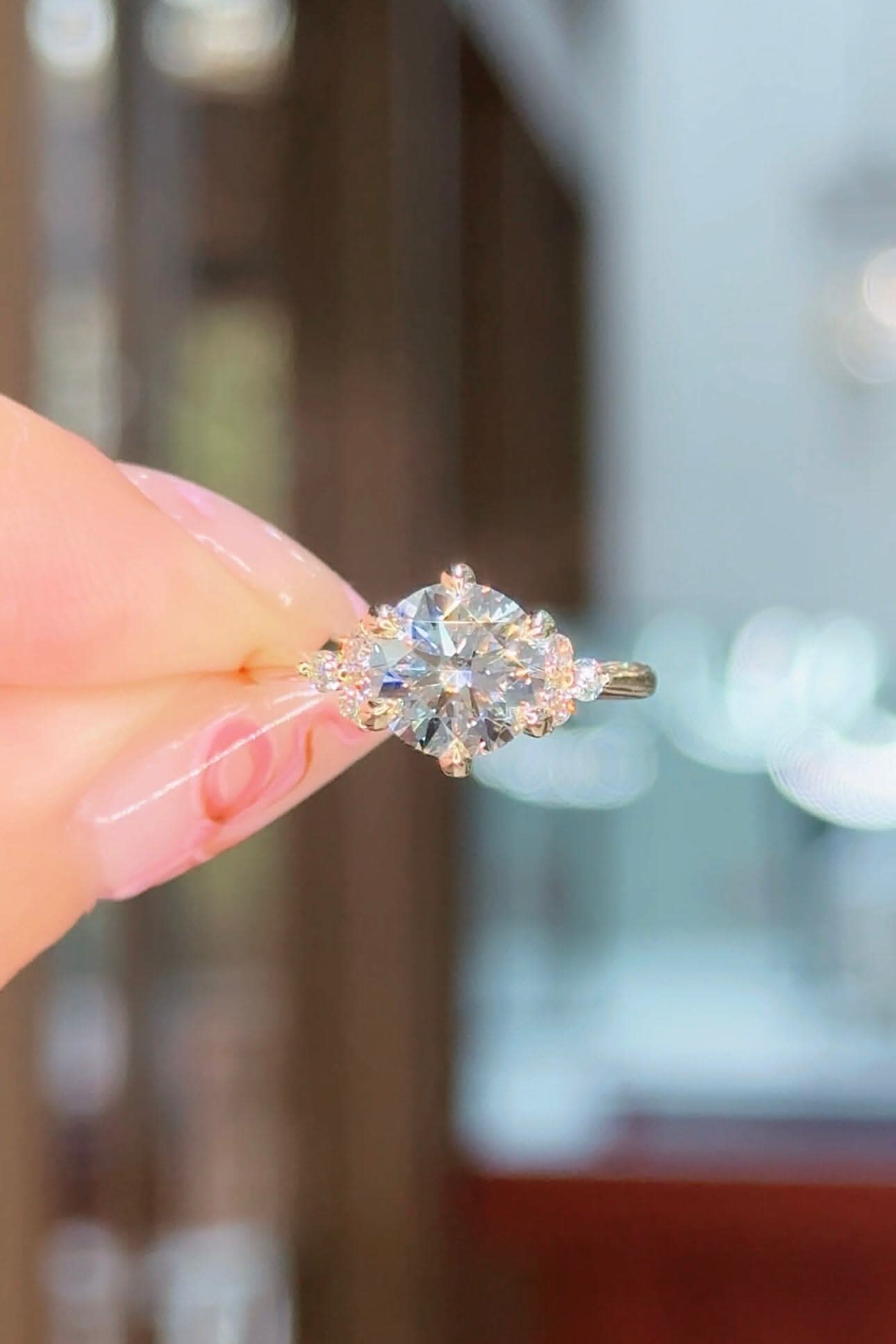 1.72ct D-VS1 Round Lab Diamond Lindsey