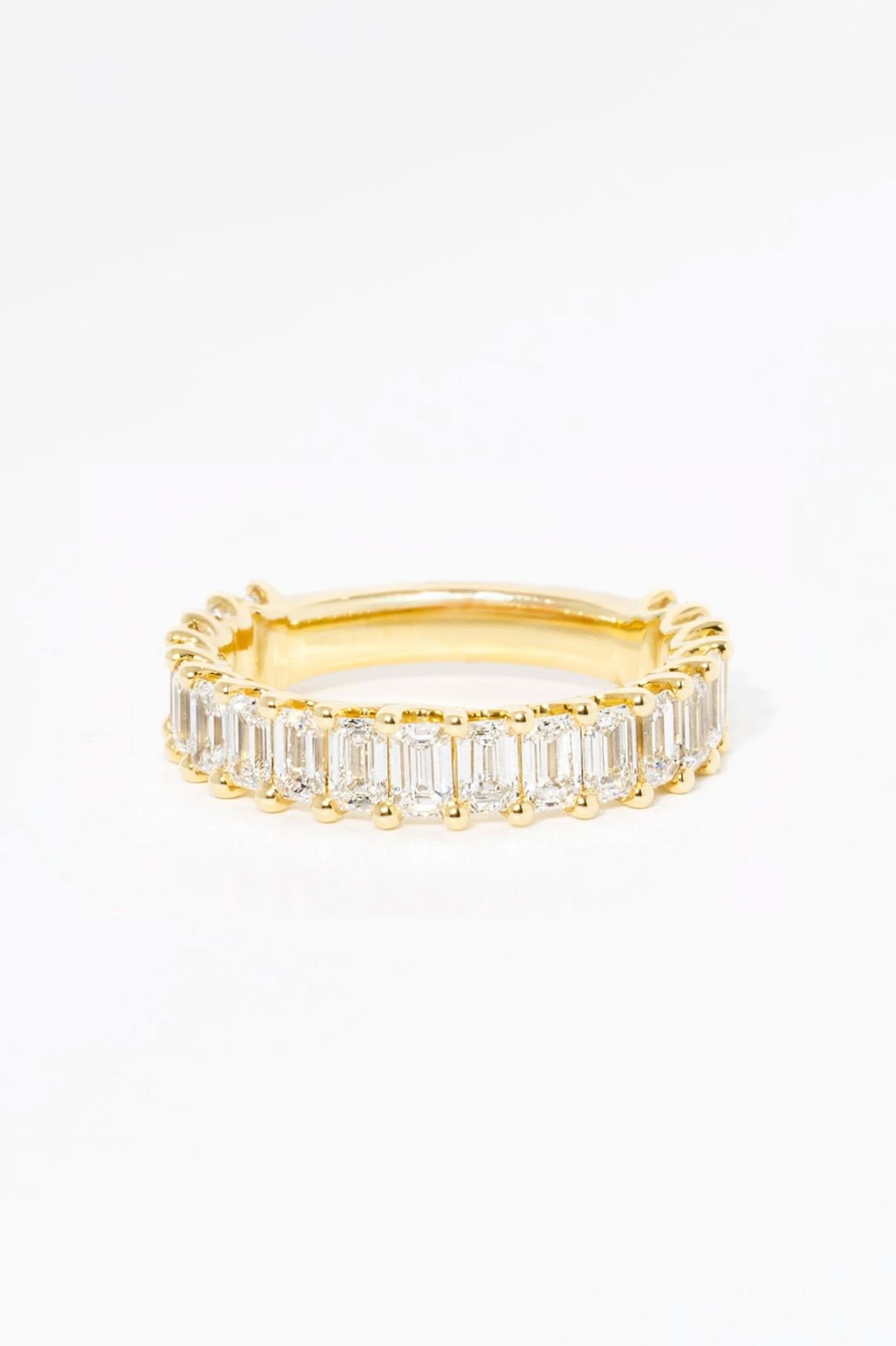 3.5mm Mini Emerald Diamond Ring