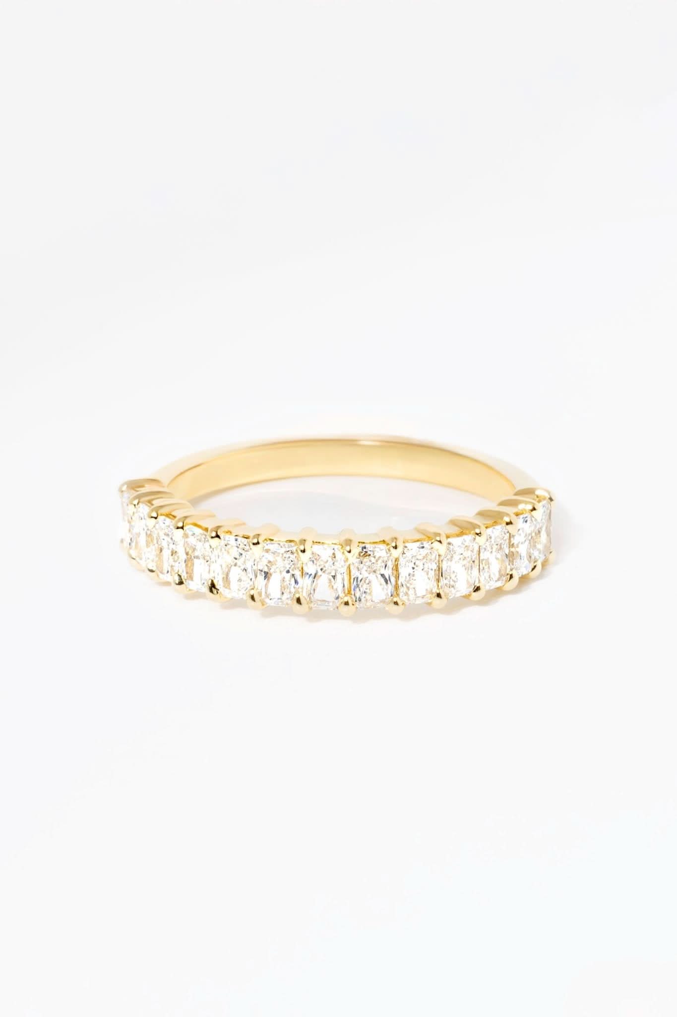 3.0mm Mini Radiant Lab Diamond Ring