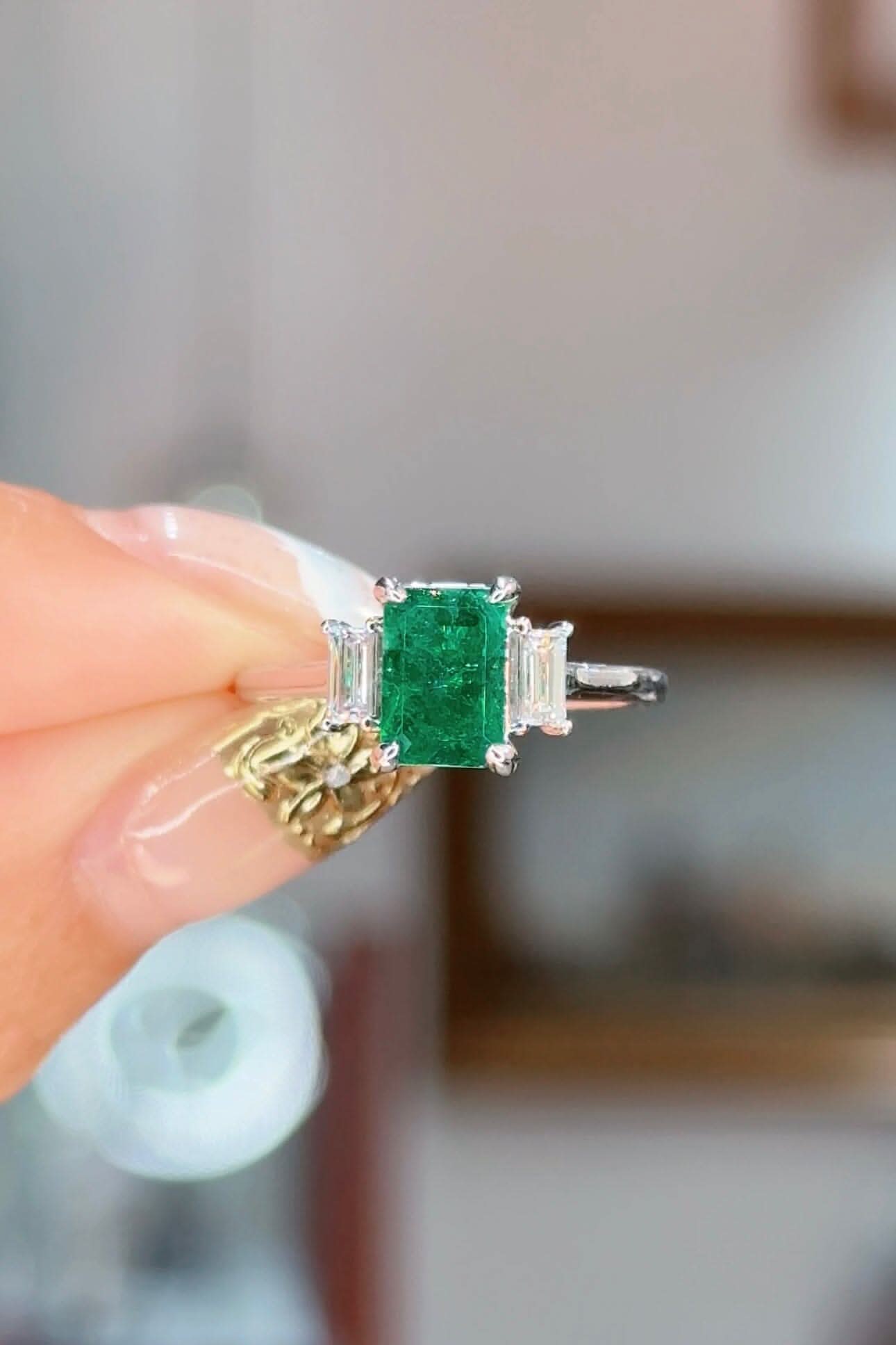 1.16ct Natural Emerald Lucia