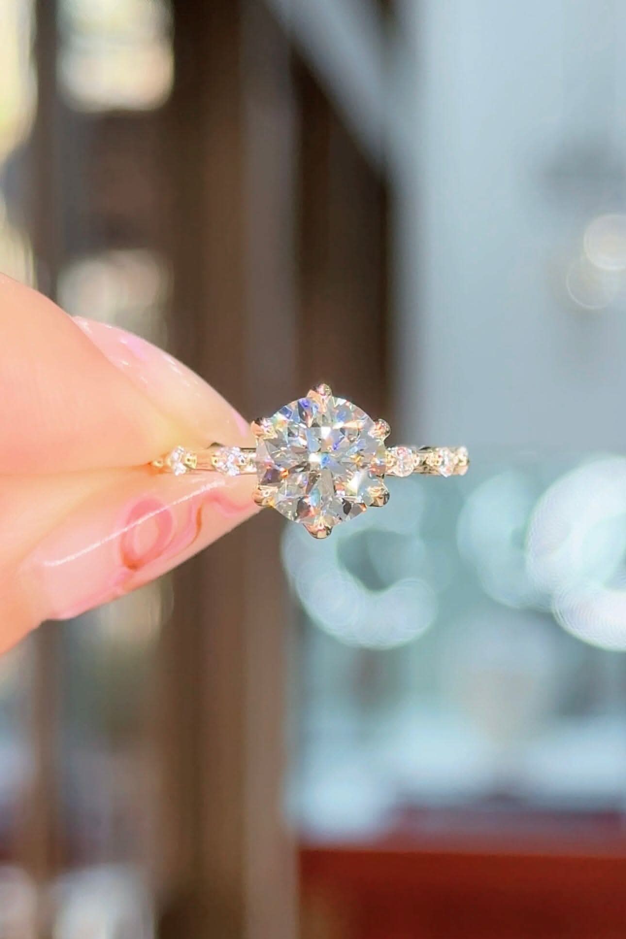 2.01ct E-VVS2 Round Lab Diamond Lila