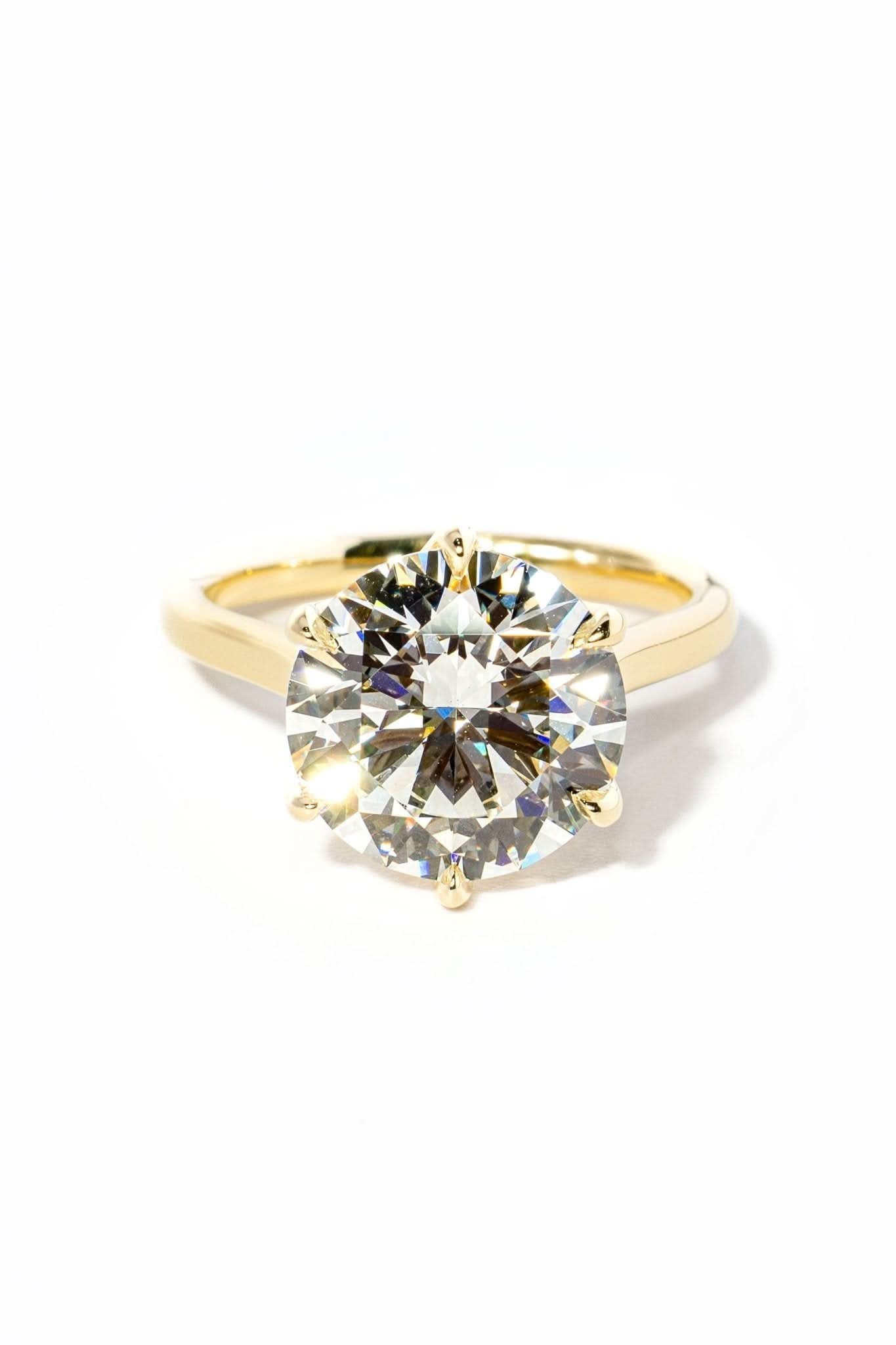 Hana Round High Polish