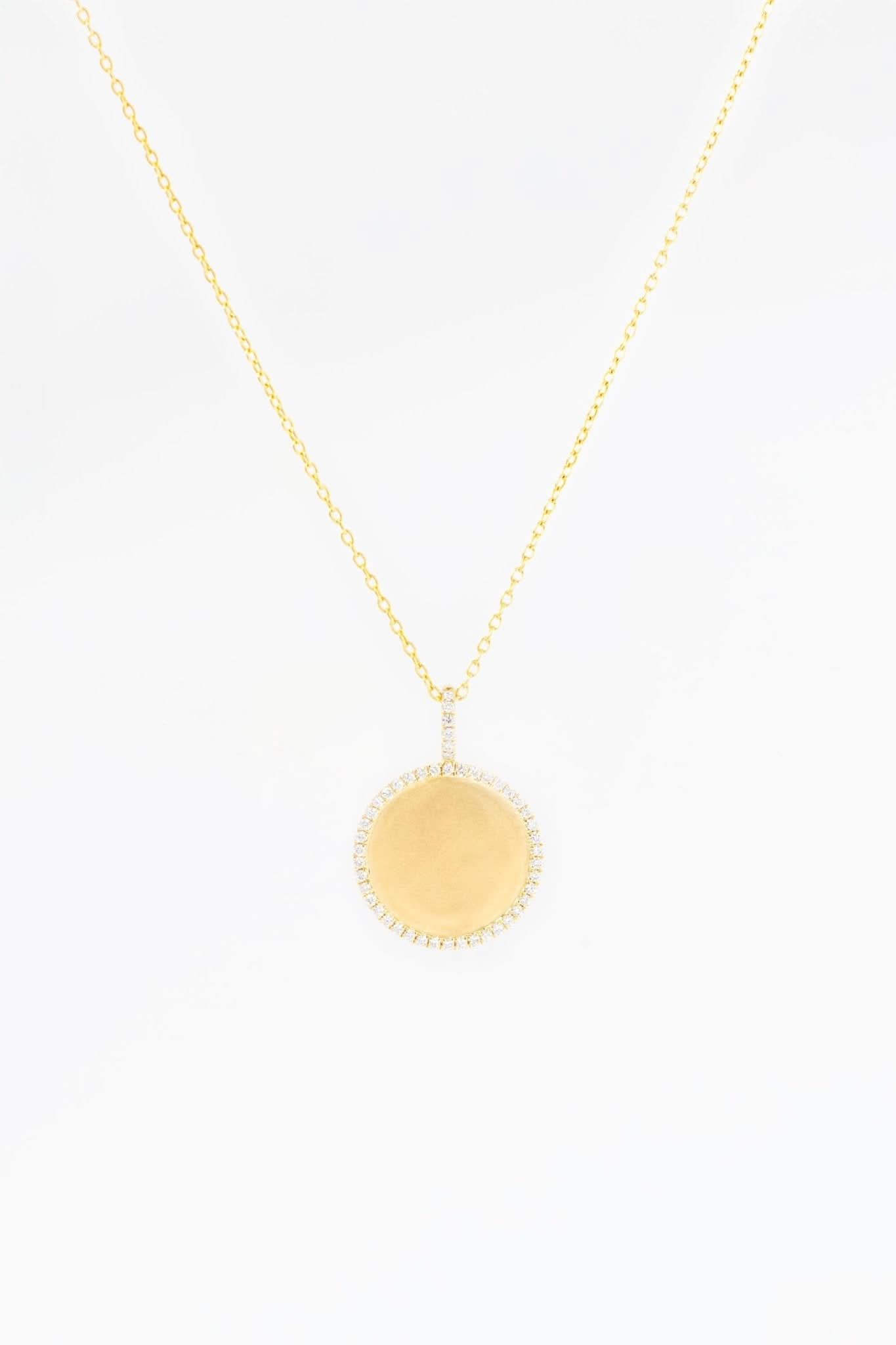 Pavé Diamond Border Engravable Round Pendant
