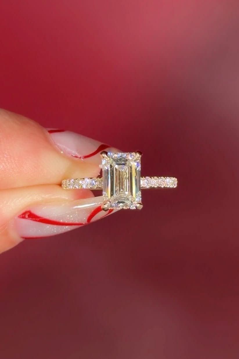 2.09ct D-VVS1 Emerald Lab Diamond Kayla