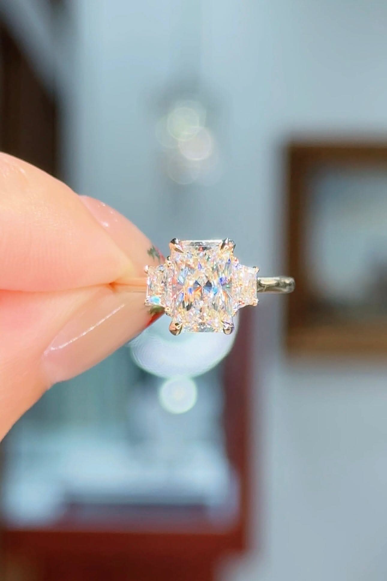 2.01ct E-VS1 Radiant Lab Diamond Lucia