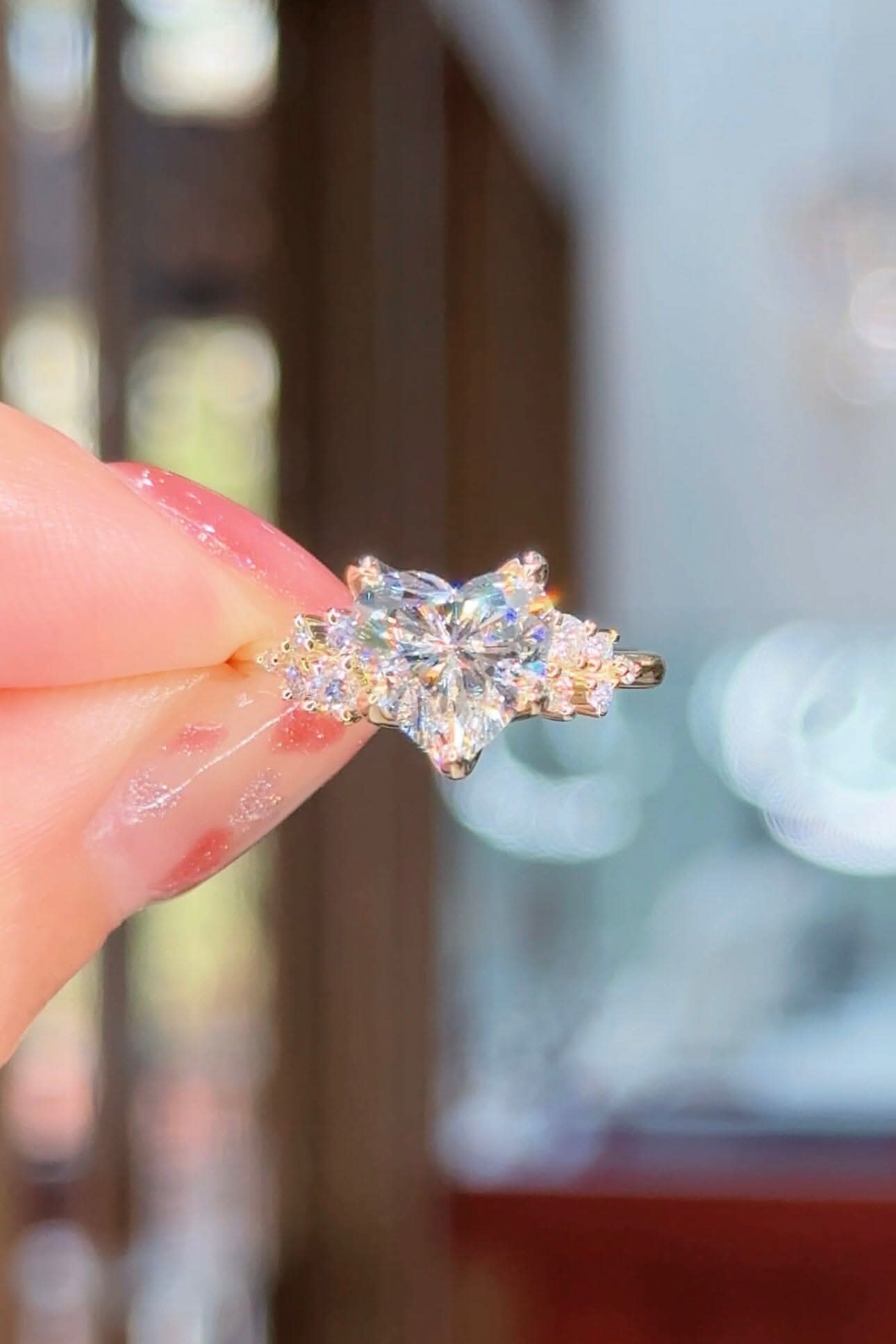 2.07ct E-VVS2 Heart Lab Diamond Nova